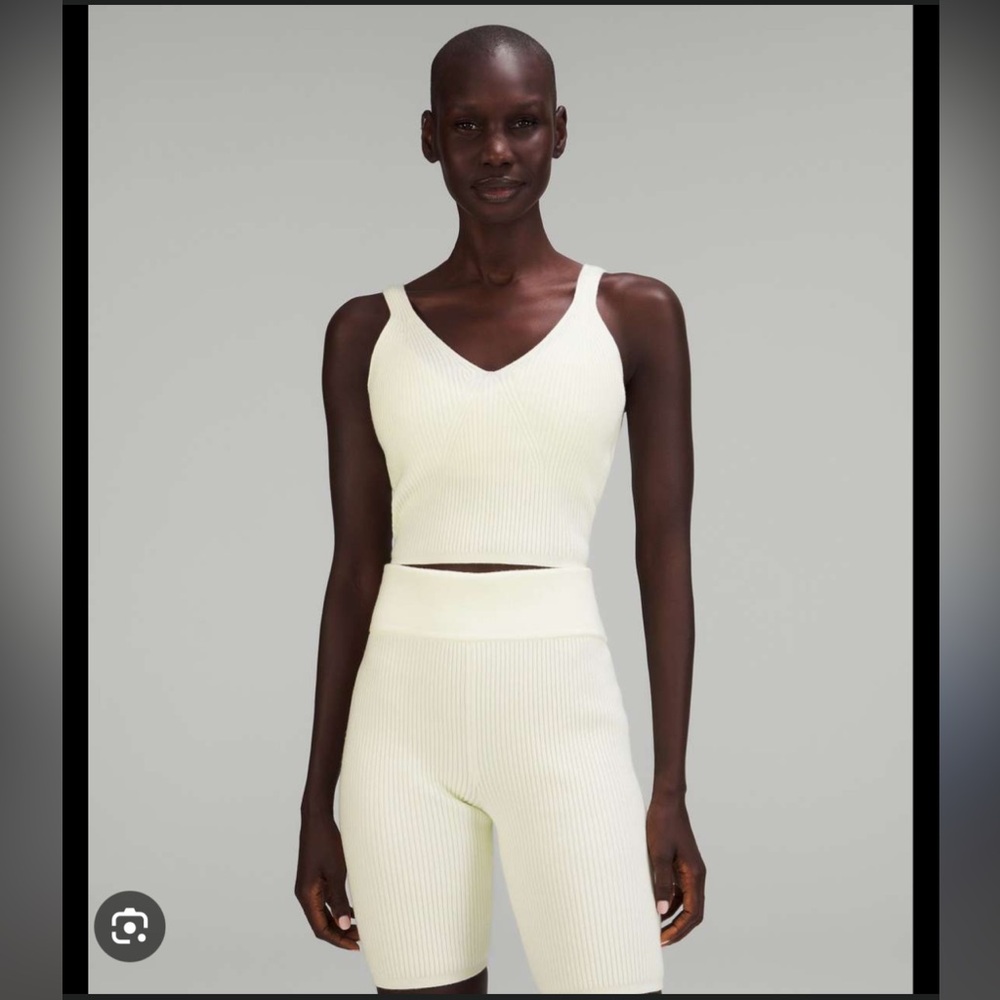 Lululemon knitted cropped tank in cream size 2